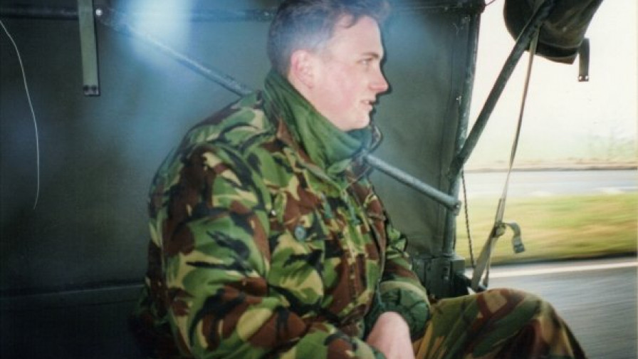 A photo of veteran Lee during his time in service